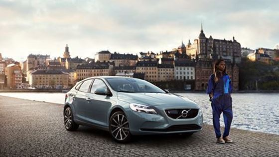 Volvo V40 D4 R-Design(16/17)價格即時簡訊查詢-商品-圖片1